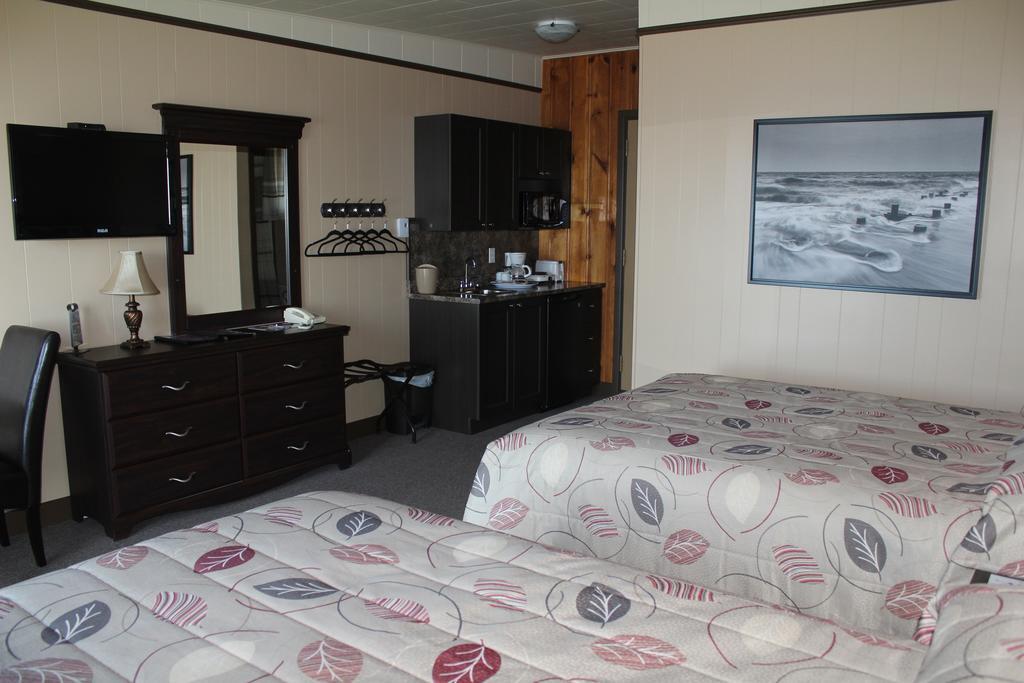 Manoir Sur Mer Sainte Anne-des-Chênes Zimmer foto